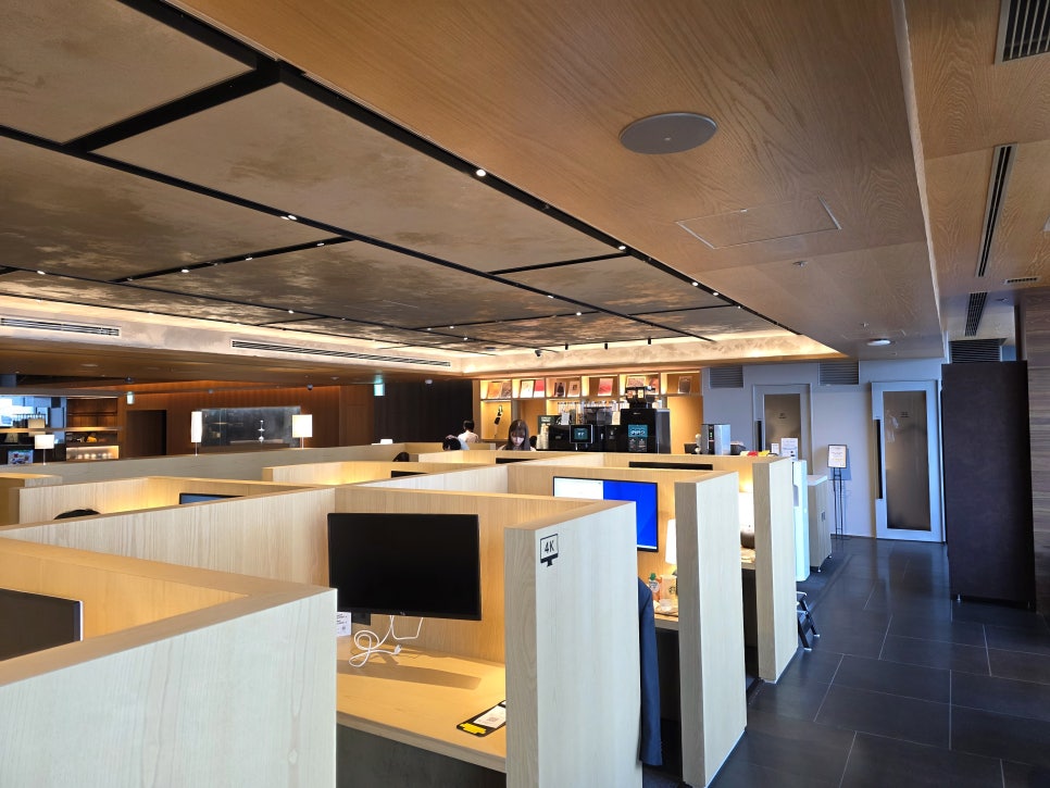 銀座 蔦屋書店 SHARE LOUNGE 12